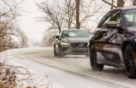 Volvo S60 Polestar Engineered vs BMW M340i 2020 : match comparatif Image