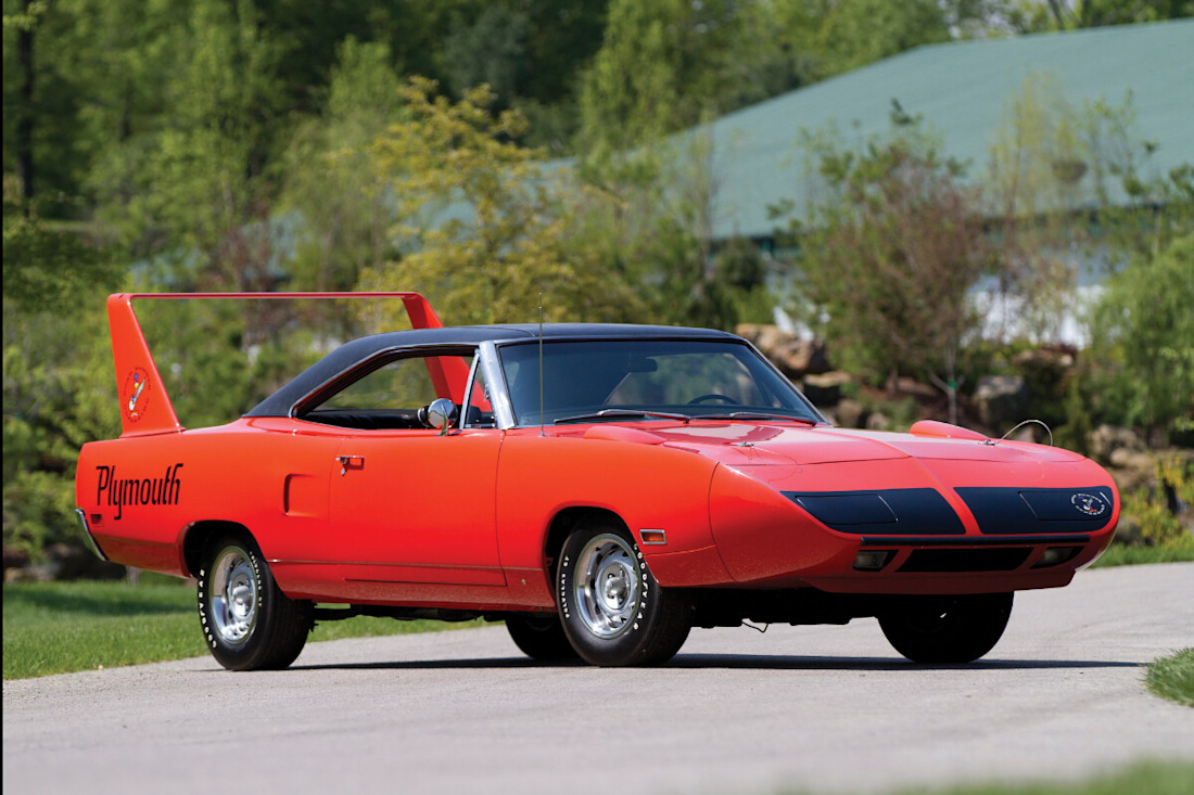 plymouth_road_runner_superbird.jpg