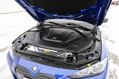 Editorial 2022 bmw i4 m50 xdrive 12 jw