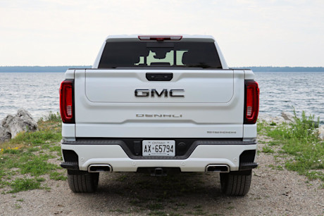 Editorial 2022 gmc sierra denali ultimate 09 jm