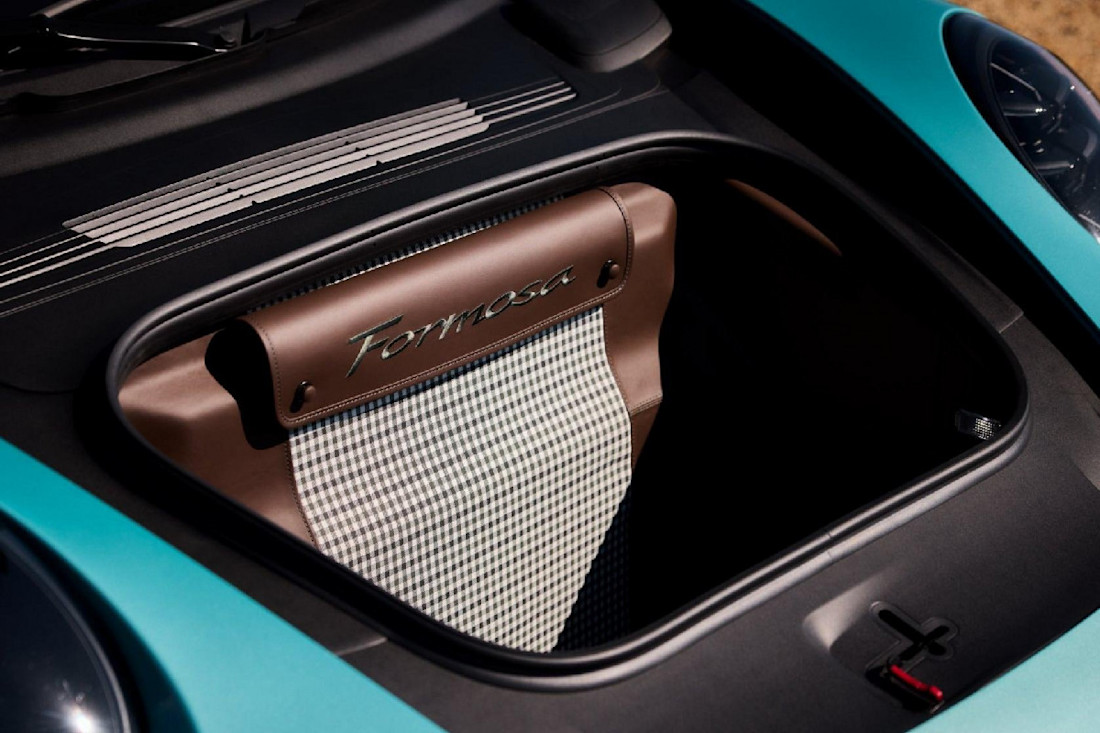 Porsche-911-Carrera-T-formosa-2025 (11).jpg