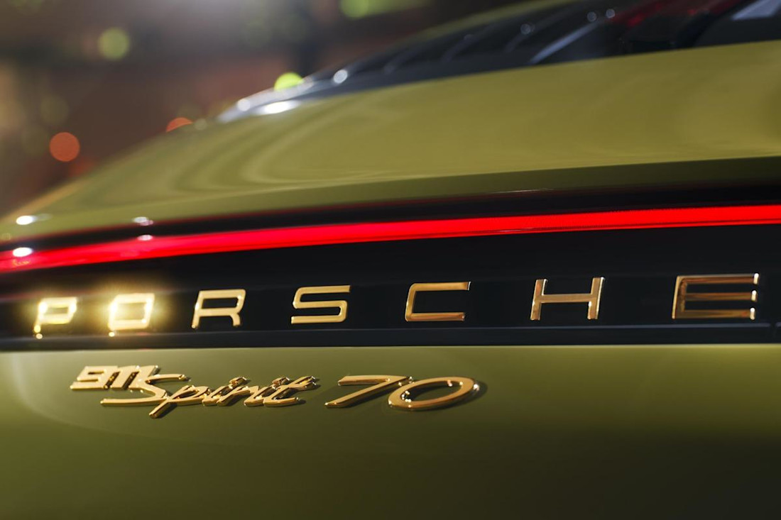 porsche-911-spirit-70 (7).jpg