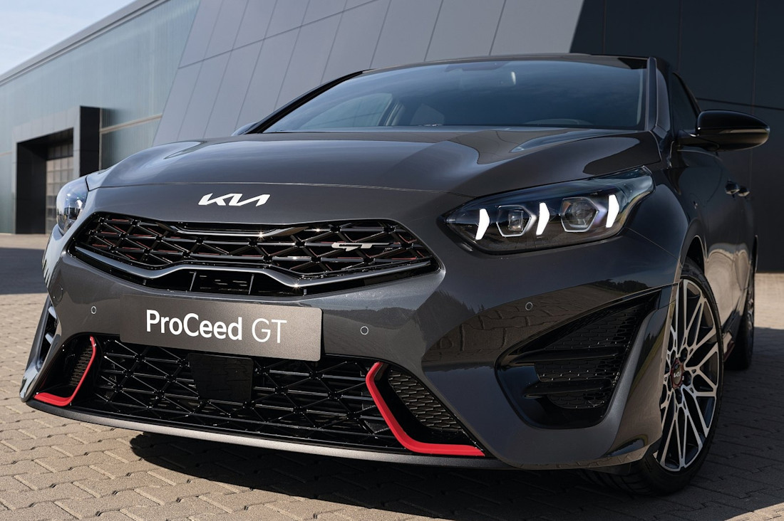kia-proceed-gt-front