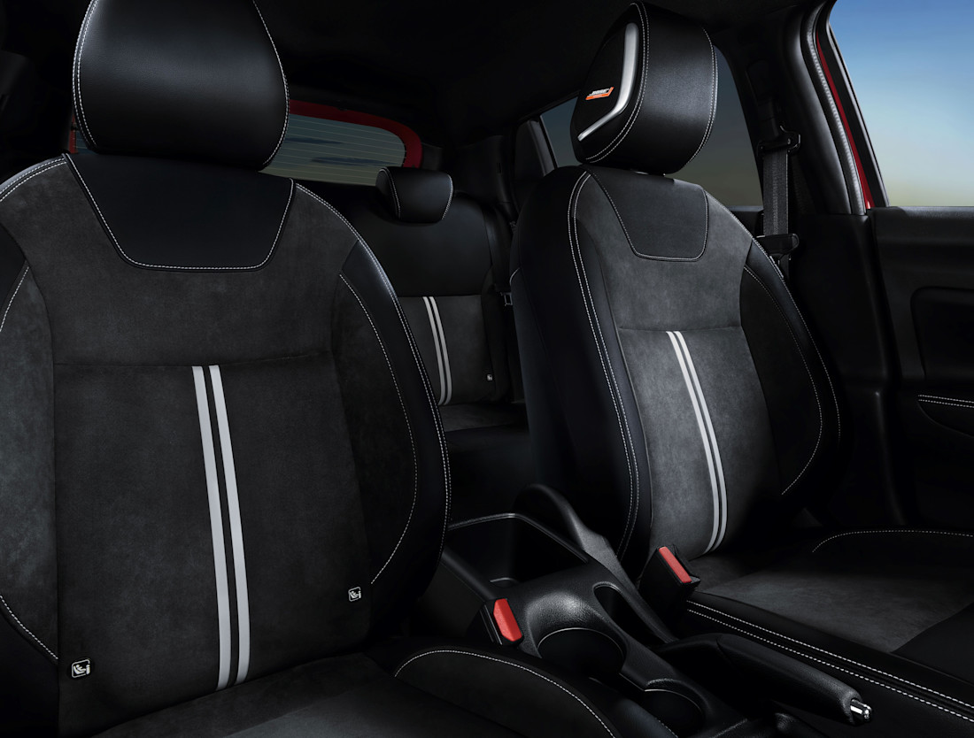 nissan-micra-seats