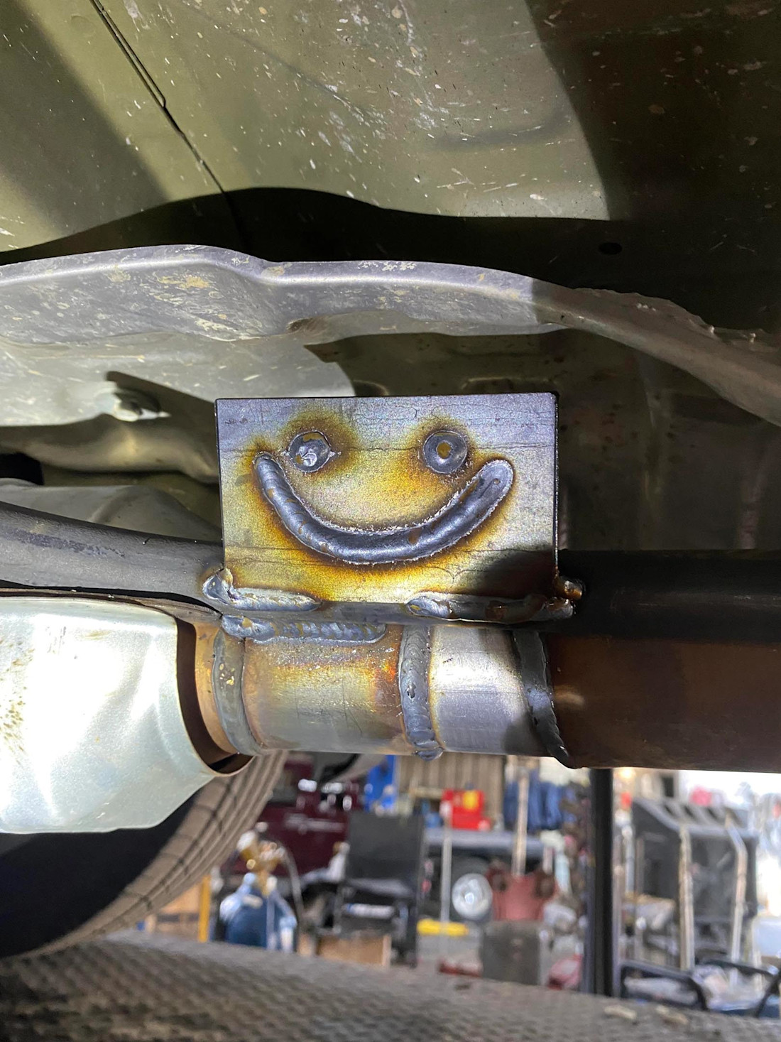Editorial catalytic converter cover 04 ddddrawnout