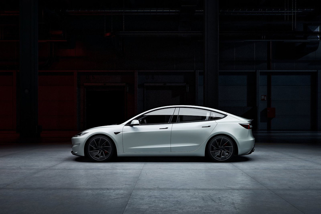 tesla-model-3-performance-2024-seite.jpg