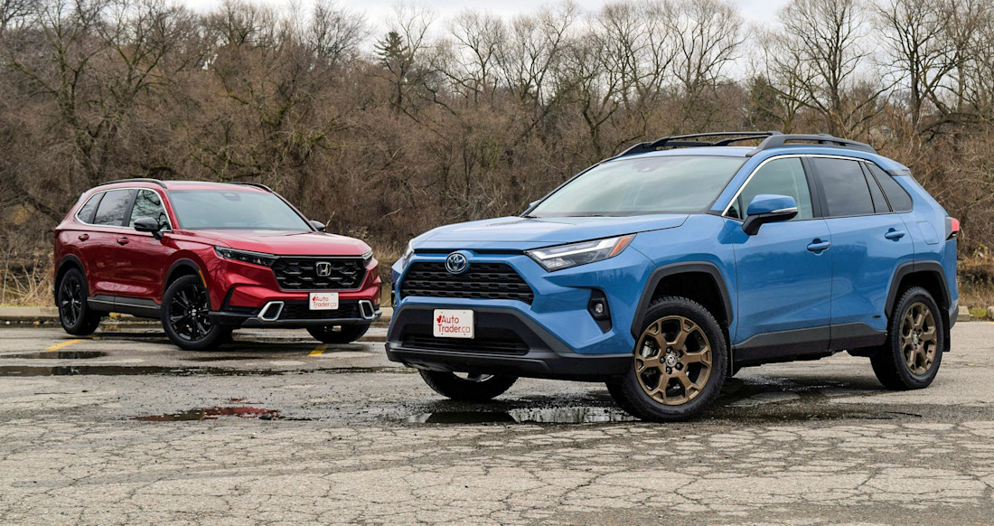 Editorial 2023 honda cr v hybrid vs 2023 toyota rav4 hybrid 230619 03 sha
