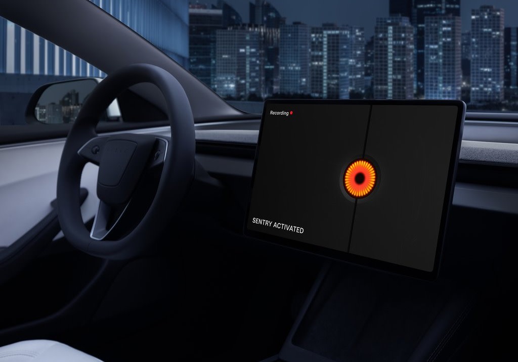 Tesla-Model_3-volante.jpeg