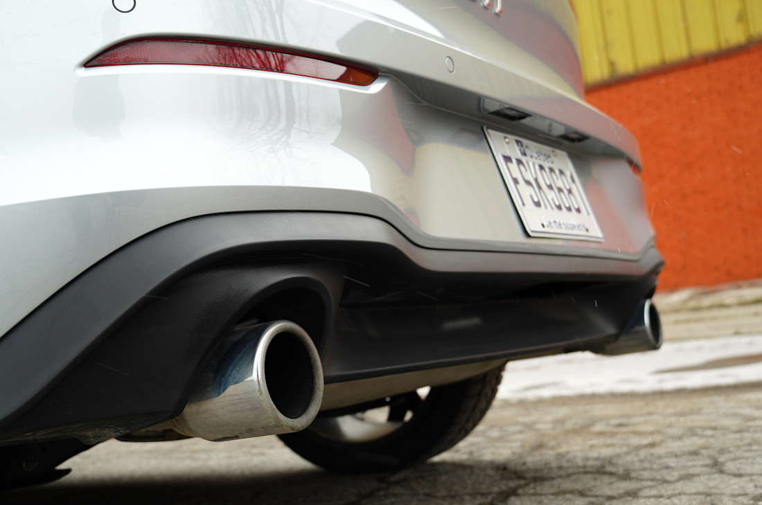Volkswagen Golf GTI 2026 (8).jpg