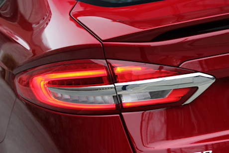 Editorial 2019 ford fusion energi titanium 12 dh
