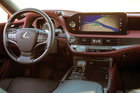 Editorial 2021 lexus ls 500 awd 12 jw