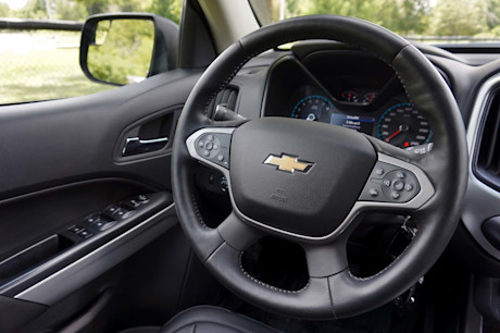 Editorial 04 2019 chevrolet colorado 15 sha