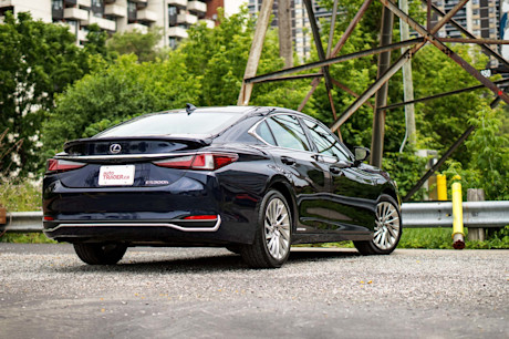 Editorial 2020 lexus es 300h 06 jl