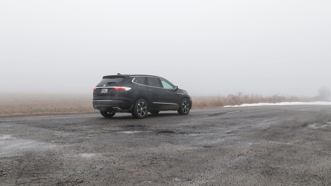 Editorial 2022 buick enclave essence 03 jw