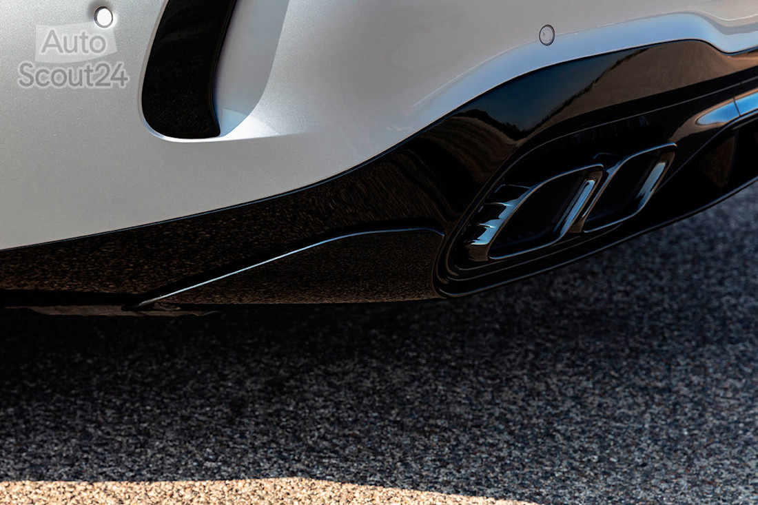 Mercedes-AMG C63 S EPerformance 2022 (15).jpg