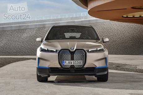BMW-iX-2022-1280-1b