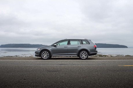 Editorial 2017 volkswagen golf alltrack 08 bm