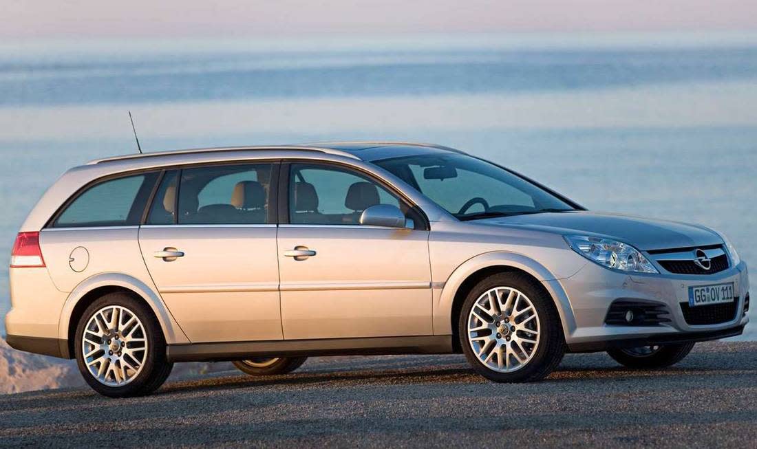 3otWS9vZWv6GsAD8i0Ukug-f283e2bc69bc42ab74452a26c2252a55-Opel-Vectra_Caravan-2006-1280-03-1100