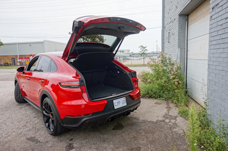 Editorial 2021 porsche cayenne gts coupe 20 jl