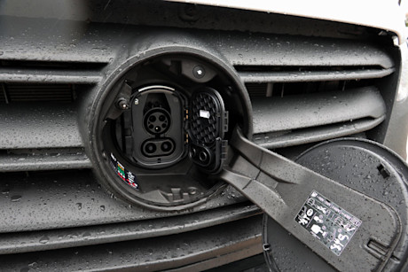 Editorial 2024 mercedes benz esprinter fd 240205 08 jm