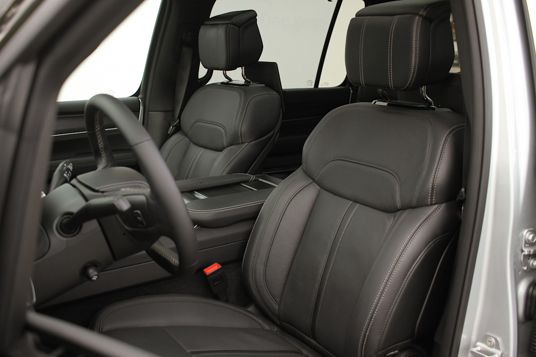 2026 Jeep Grand Wagoneer - TD - CT - 260715 - 22.jpg