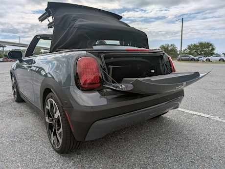 Editorial 2025 mini cooper s convertible fd sbe 250410 8