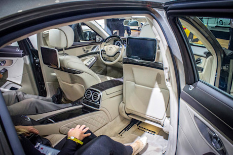 Editorial 12b bm mercedes maybach s600