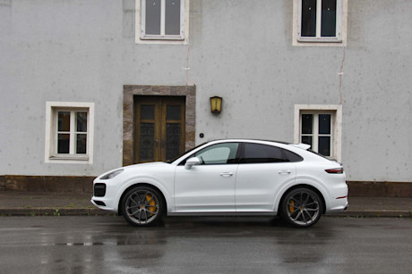 Editorial 2020 porsche caynne coupe turbo 14 dw