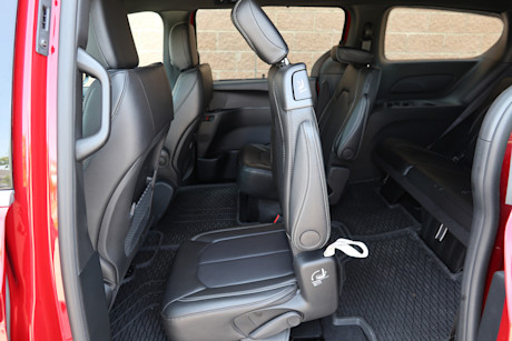 2025 Chrysler Grand Caravan Review Image