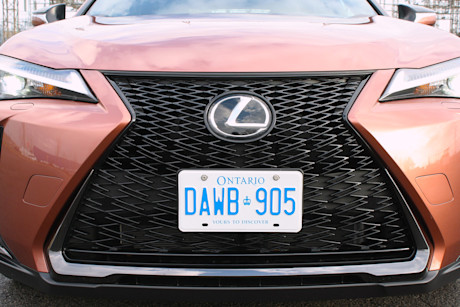 Lexus UX 300h 2025 : essai routier Image