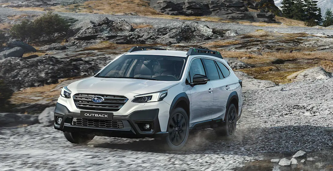 subaru-outback-white-front