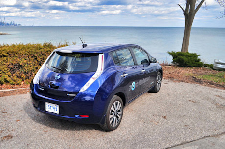 Editorial 2017 nissan leaf 04 mb