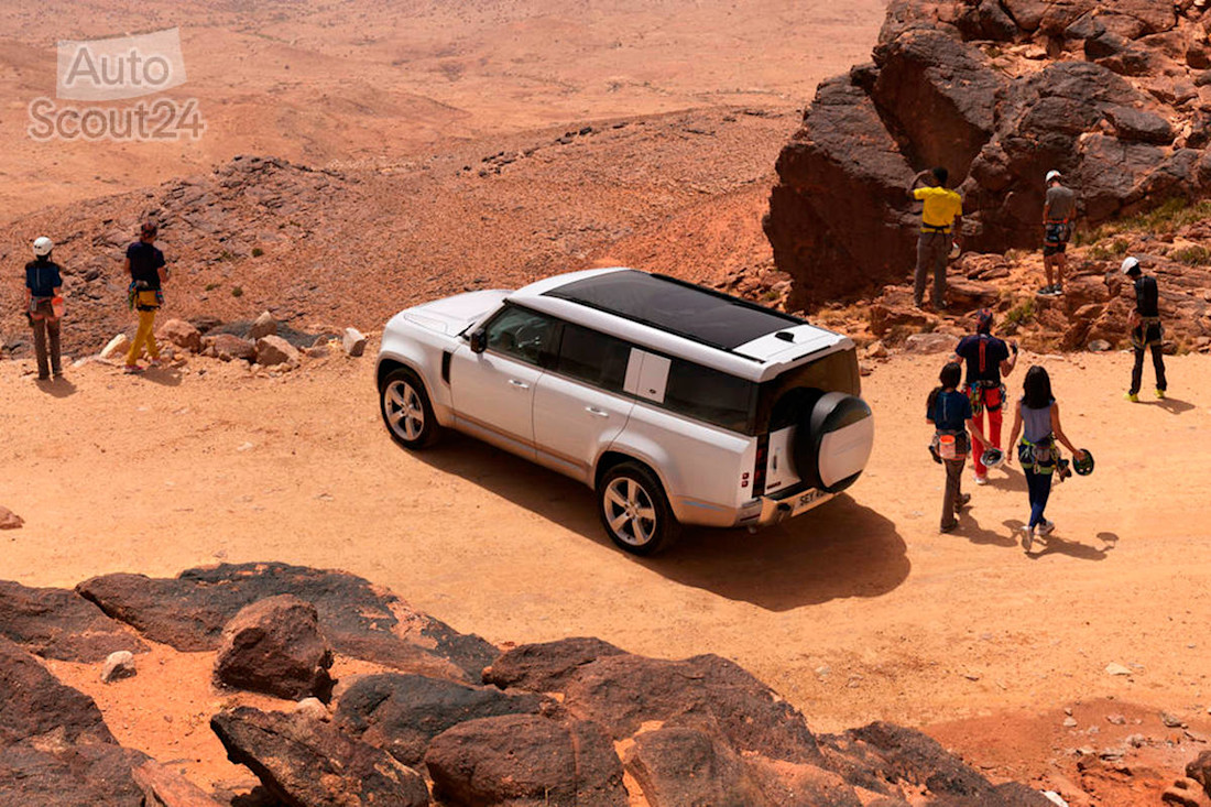 Nuevos-Land-Rover-Defender-8-plazas-y-hard-top-2022-(31).jpg