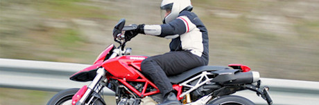 Prueba: Ducati Hypermotard 1100 (2009) – Nada de paseos