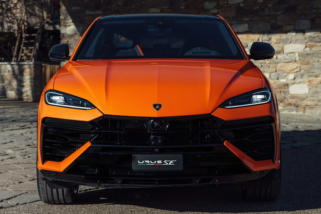 Lamborghini-Urus-SE-2025 (2).jpg