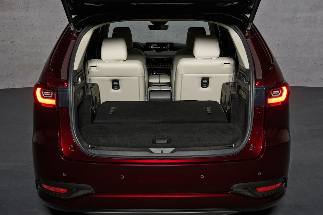 Mazda-CX-80-2025-maletero (3).jpg