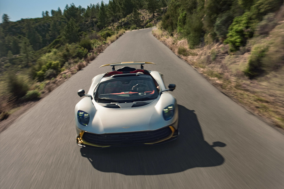 Aston-Martin-Valhalla-Spider_8.jpg