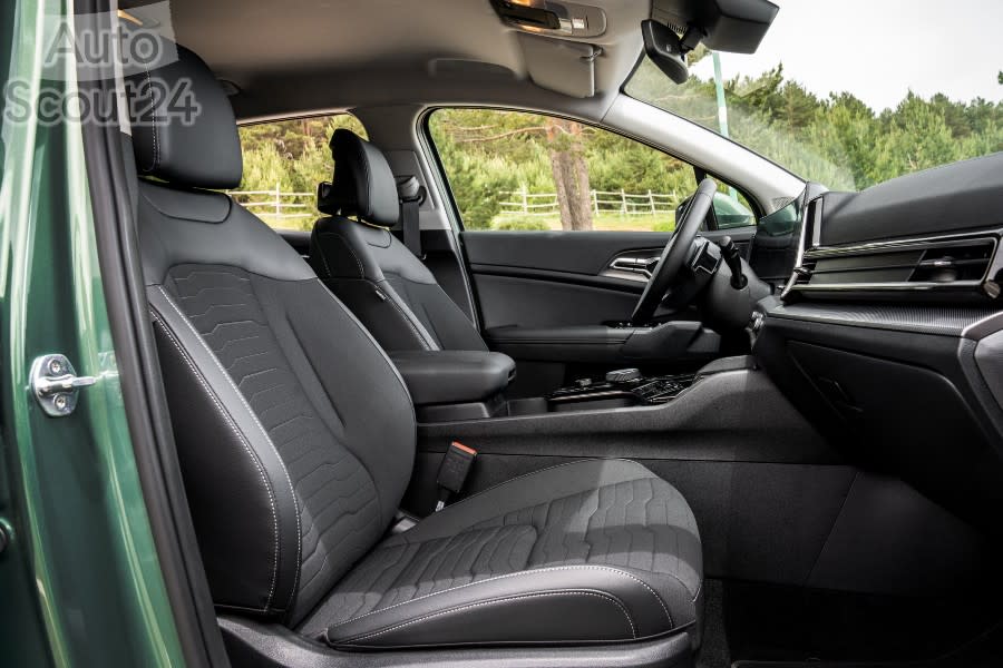 KIA SPORTAJE PHEV_045(1).jpg
