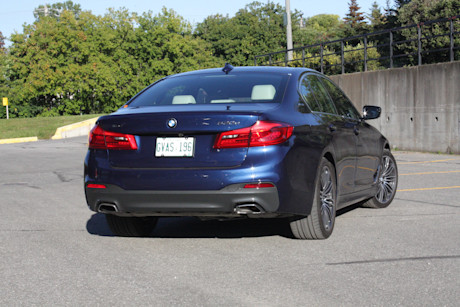 Editorial 2018 bmw 530e chase 0012