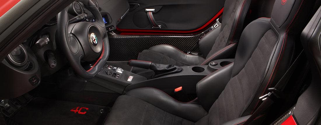 alfa-romeo-4c-l-04