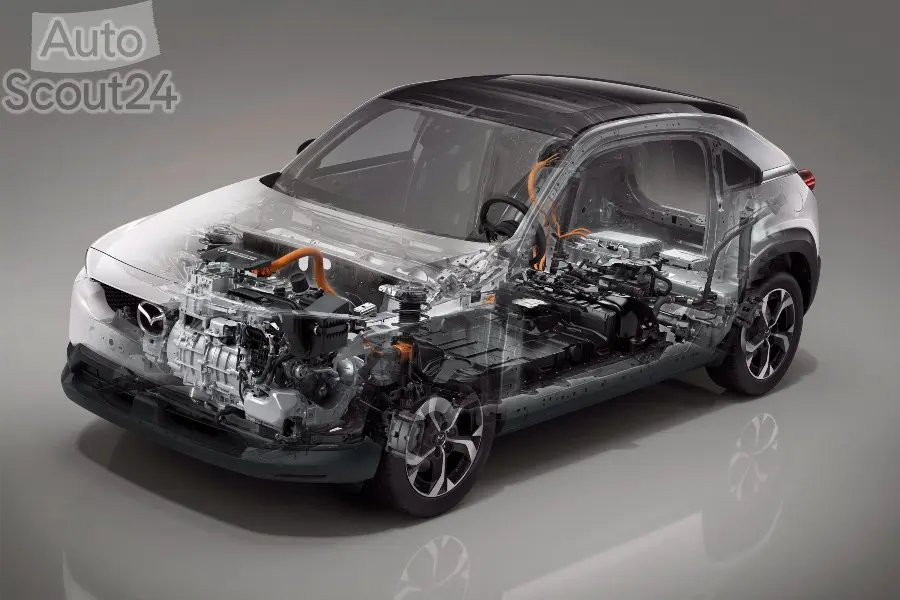 2022 mazda mx-30 r-ev global tech 001 lowres