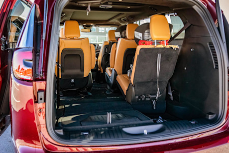 Editorial 2021 chrysler pacifica hybrid pinnacle 29 bm