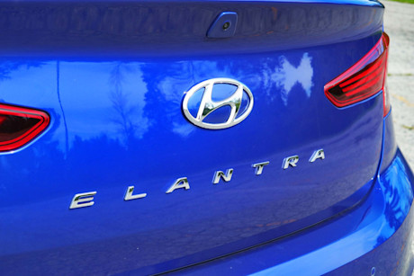 Editorial 2020 hyundai elantra ultimate 16 jm