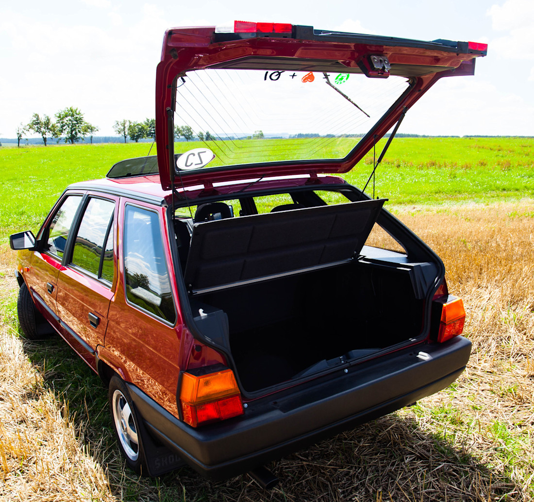 skoda-forman-trunk