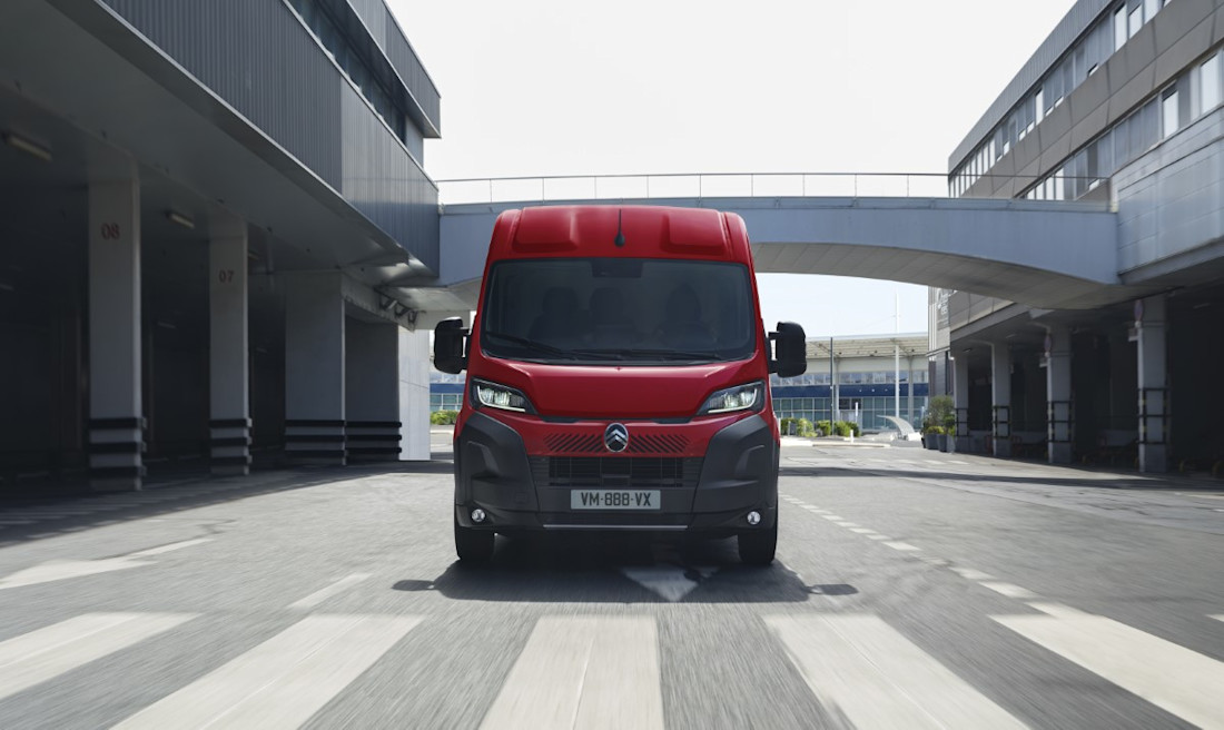 07_Nieuwe-Citroen-bedrijfswagenrange-met-focus-op-elektrificatie-en-connectiviteit-nu-te-bestellen
