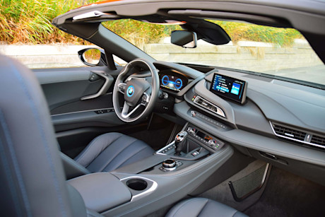 Editorial 2019 bmw i8 roadster 32 jp