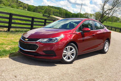 Editorial 07 sb 2017 chevrolet cruze lt