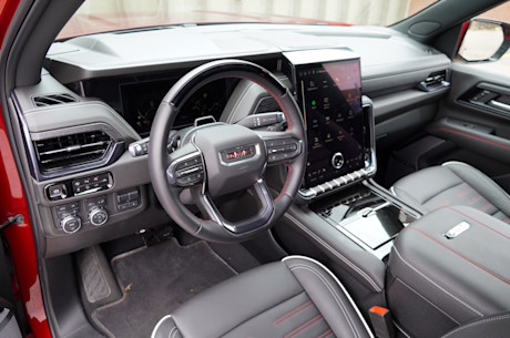 GMC Yukon AT4 Ultimate 2025 : essai routier Image