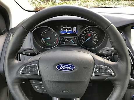 Editorial 2017 ford focus titanium sedan 16 gw