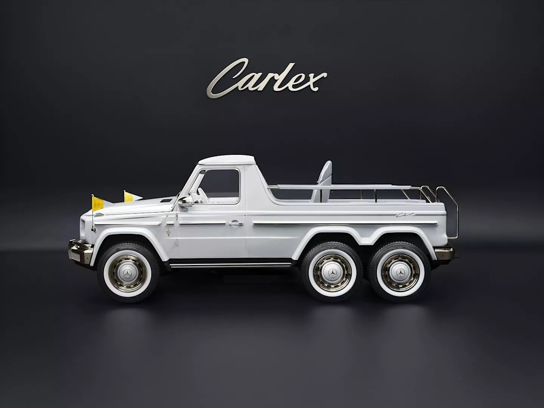 Mercedes-G-Class-Carlex-Habemus-papamovil (4).jpg